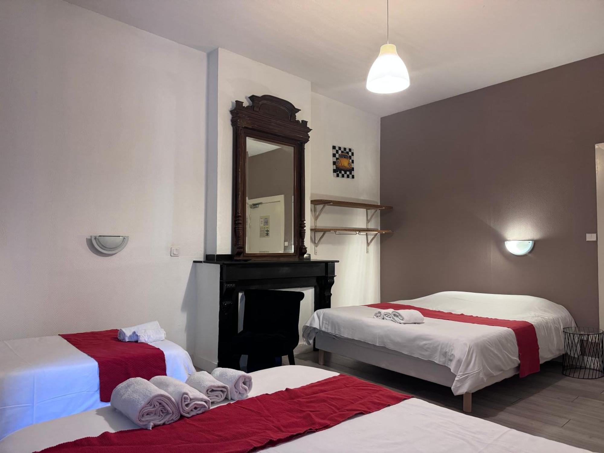 Hotel Central Carcassonne Ngoại thất bức ảnh