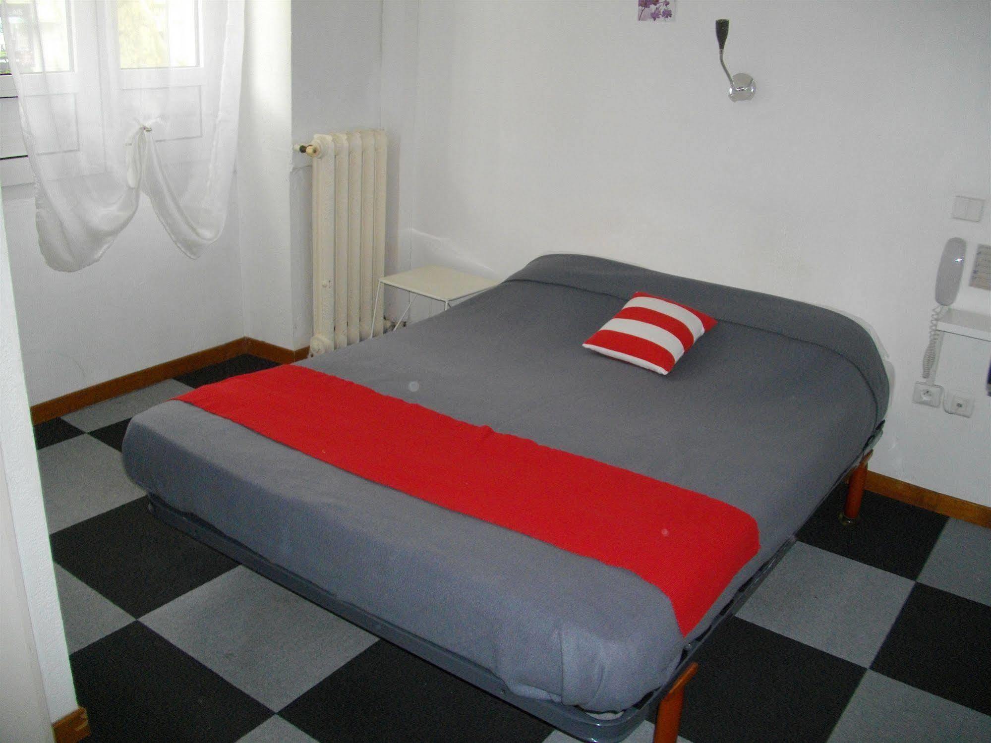 Hotel Central Carcassonne Ngoại thất bức ảnh